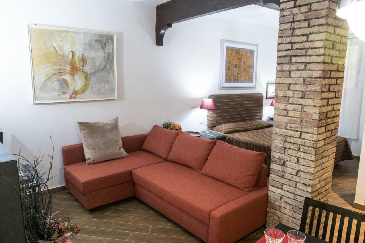 Campo De' Fiori Apartment Rzym Zewnętrze zdjęcie